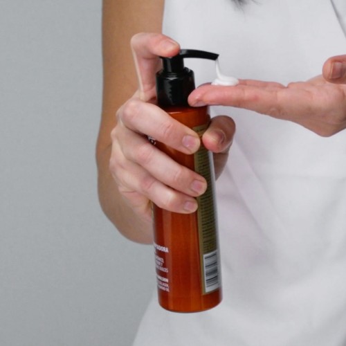 intense emulsion limpiadora 200ml tahe 4 500x500